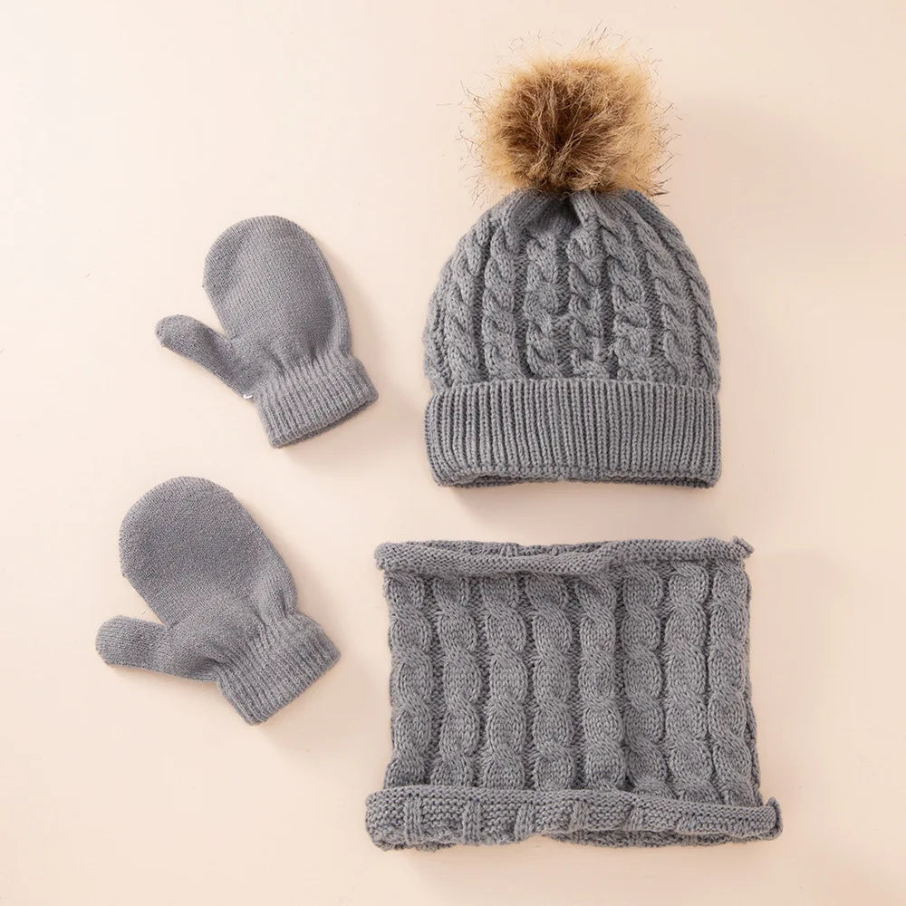 Baby Winter 3-Piece Set – Knitted Hat, Scarf & Gloves (0–3 Years)