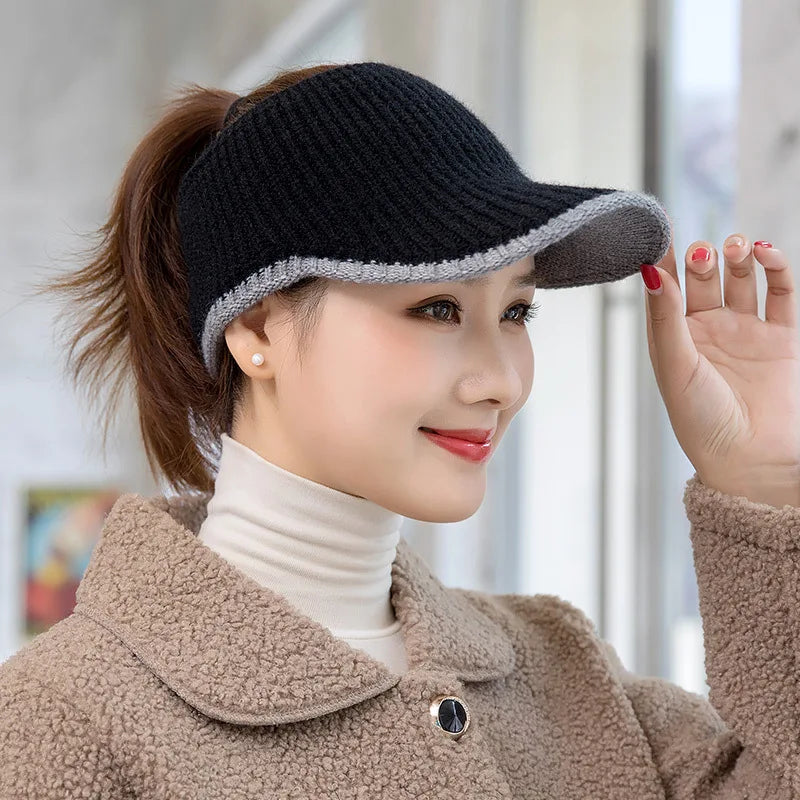🔹 Women’s Knitted Baseball Cap
New Title: Women’s Knitted Winter Cap – Sporty & Warm
Description: A cozy twist on the classic baseball cap. Made from soft knit material, this hat keeps you warm while adding a sporty, modern edge to your outfit.
