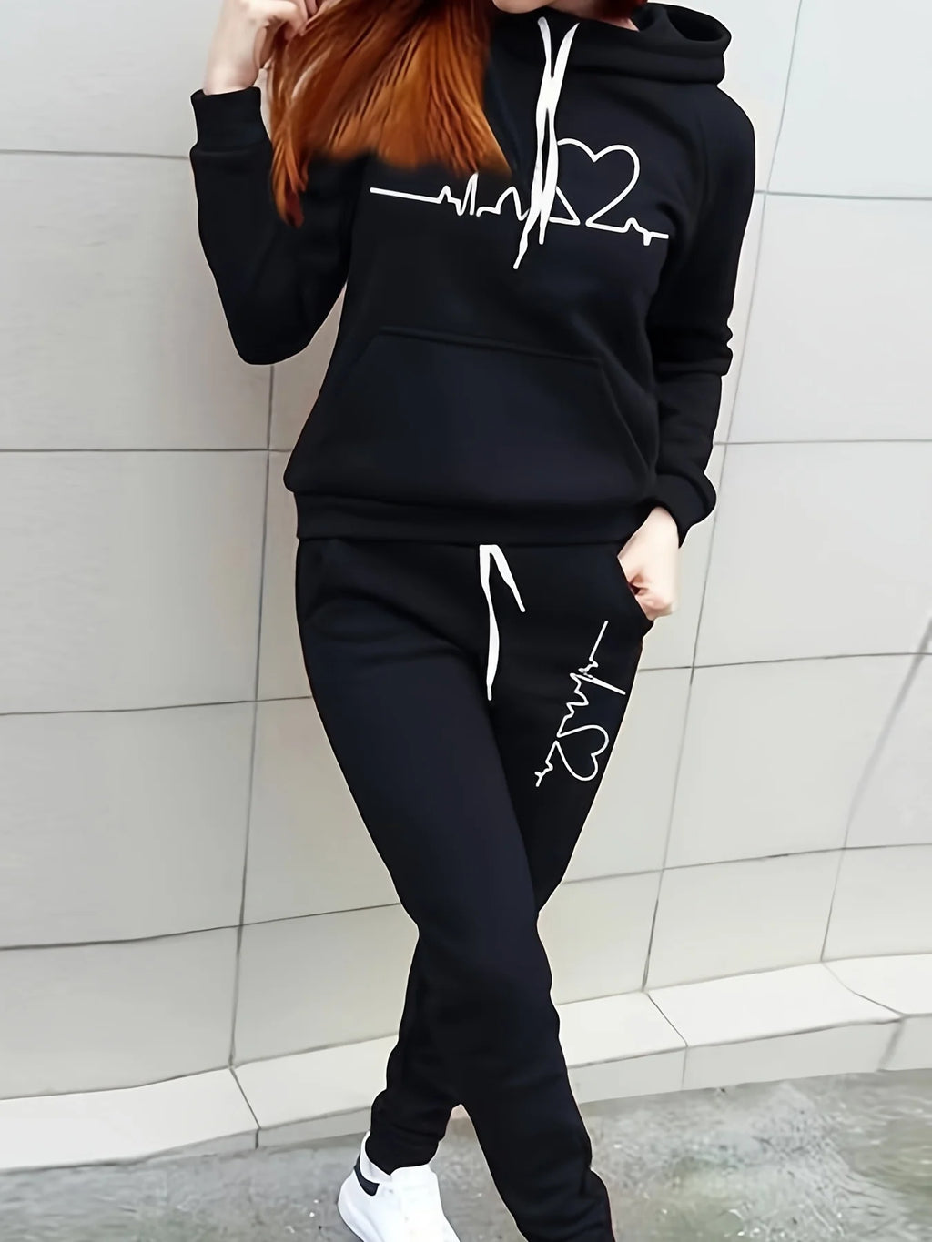 Women’s Heartbeat Hoodie & Jogger Set – Plush Comfort Loungewear